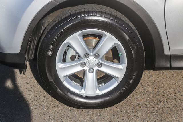 2014 Toyota RAV4 LE