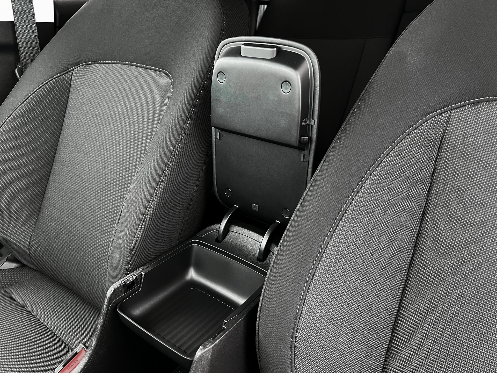 2025 Hyundai KONA SEL FWD