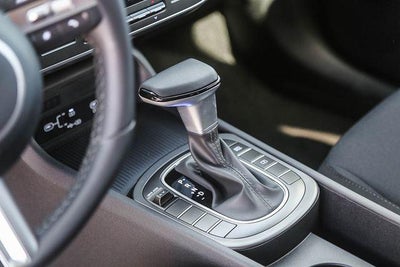 2025 Hyundai KONA SEL FWD