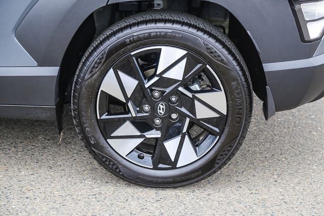 2025 Hyundai KONA SEL Convenience