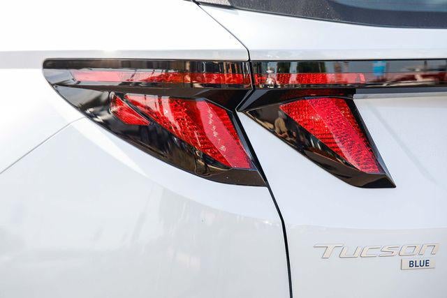 2026 Hyundai TUCSON HYBRID Blue SE