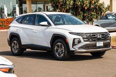 2026 Hyundai TUCSON HYBRID Blue SE