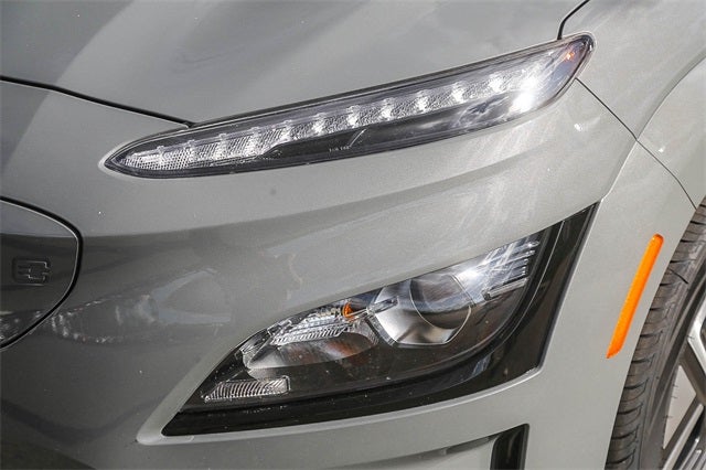 2023 Hyundai KONA ELECTRIC SE