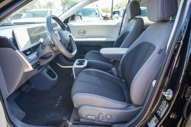 2023 Hyundai IONIQ 5 SE Standard Range