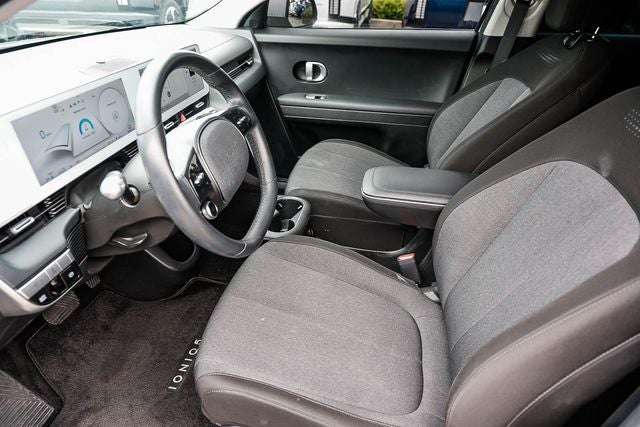 2024 Hyundai IONIQ 5 SE
