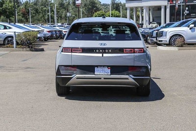 2024 Hyundai IONIQ 5 SEL