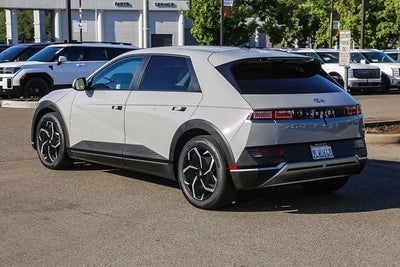 2024 Hyundai IONIQ 5 SEL