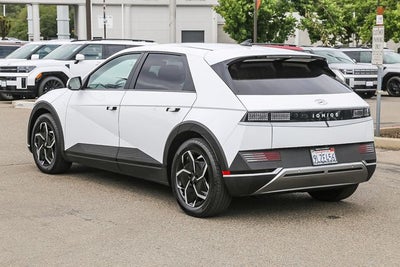 2024 Hyundai IONIQ 5 SEL