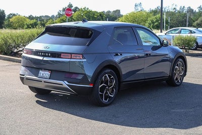 2024 Hyundai IONIQ 5 SEL