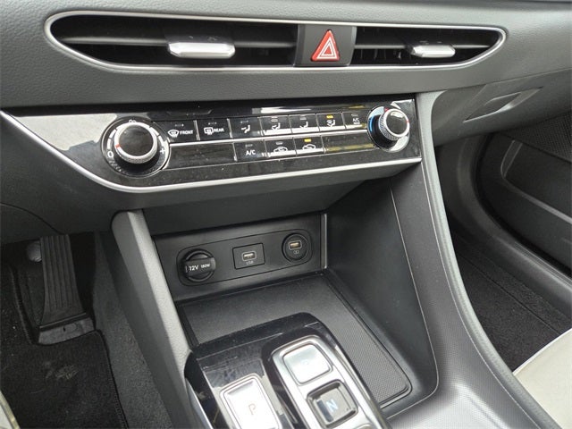 2023 Hyundai SONATA SE