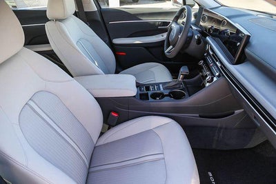 2026 Hyundai SONATA SE