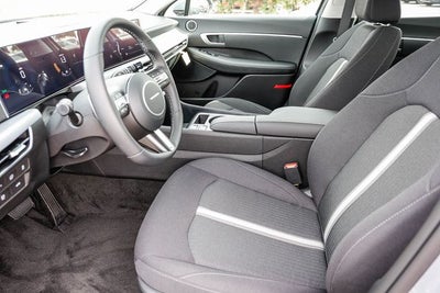 2026 Hyundai SONATA HYBRID SEL