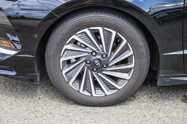2024 Hyundai SONATA HYBRID Limited