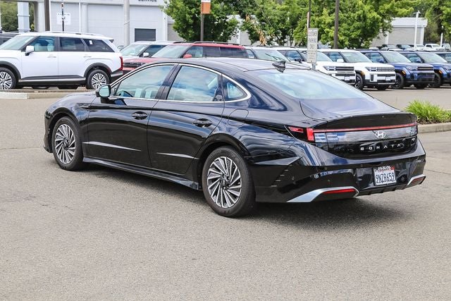 2024 Hyundai SONATA HYBRID Limited