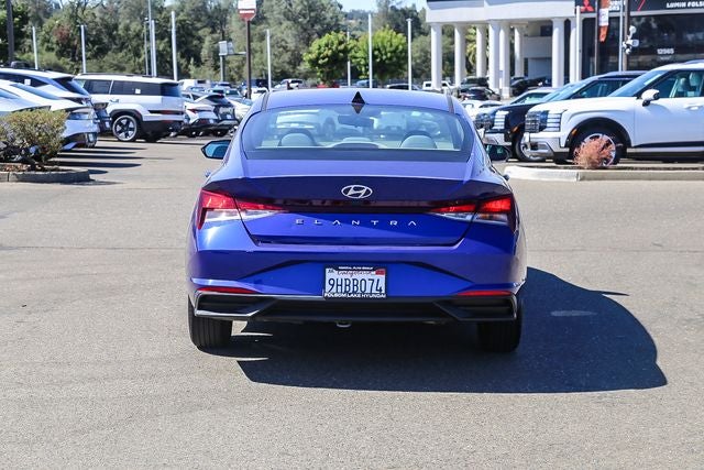 2023 Hyundai ELANTRA SE