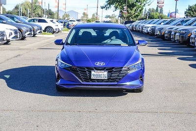2023 Hyundai ELANTRA SE