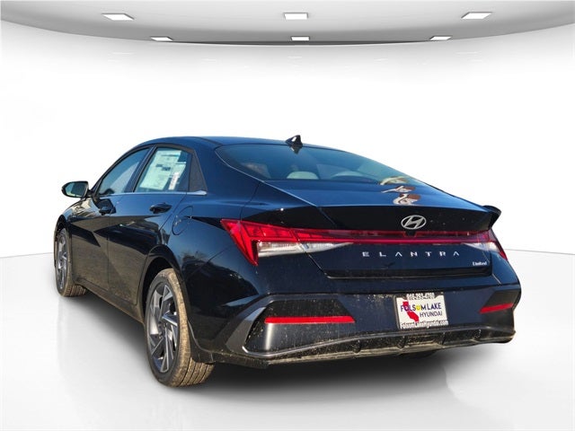 2025 Hyundai ELANTRA Limited