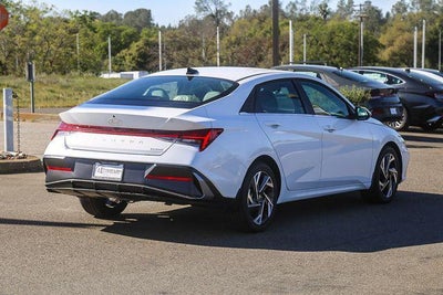2026 Hyundai ELANTRA Limited