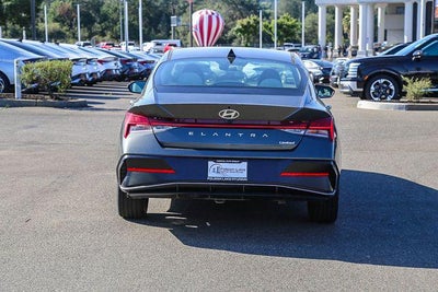 2026 Hyundai ELANTRA Limited