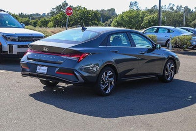 2026 Hyundai ELANTRA Limited