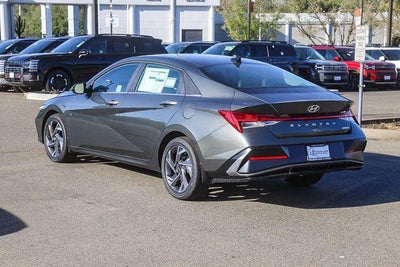 2026 Hyundai ELANTRA Limited