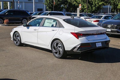 2026 Hyundai ELANTRA Limited