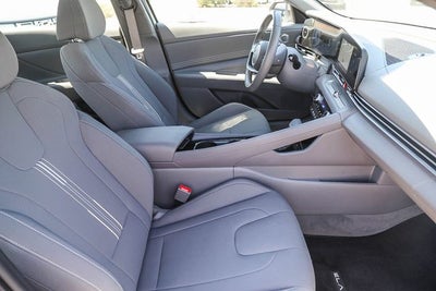 2025 Hyundai ELANTRA SEL Convenience