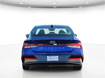 2025 Hyundai ELANTRA SEL Convenience
