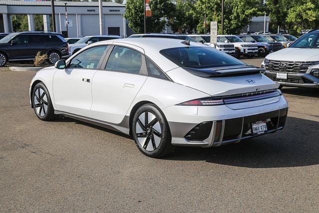 2024 Hyundai IONIQ 6 SE