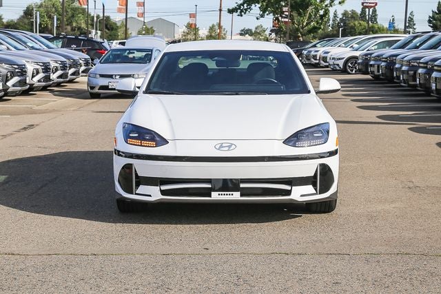 2024 Hyundai IONIQ 6 SE