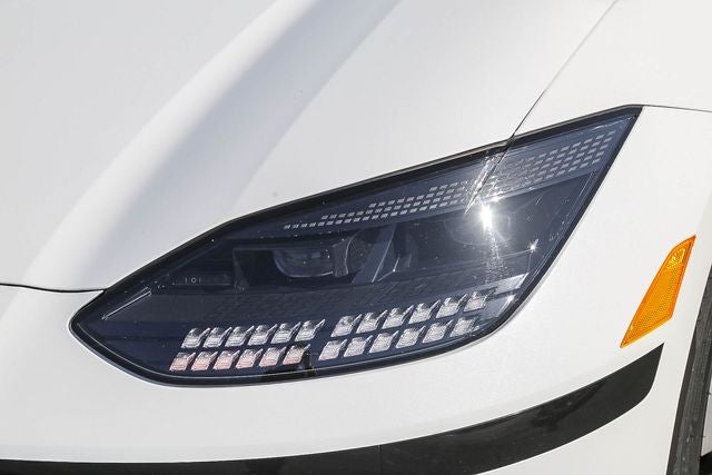 2023 Hyundai IONIQ 6 SE