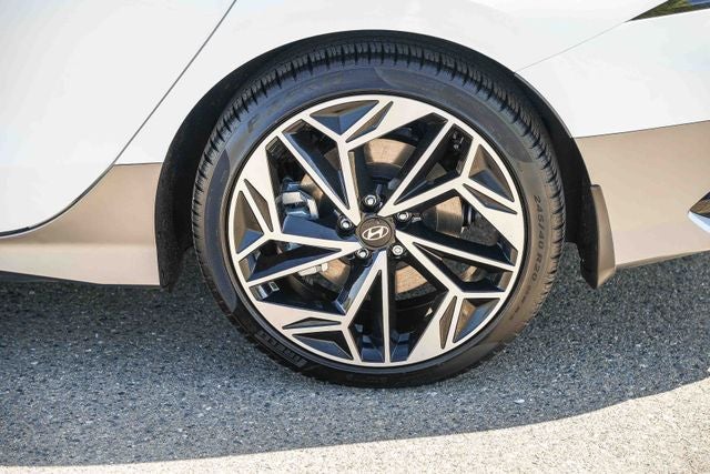 2025 Hyundai IONIQ 6 SEL