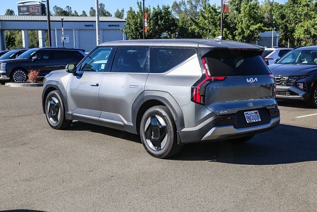 2024 Kia EV9 Light Long Range
