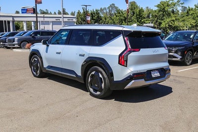 2024 Kia EV9 Land