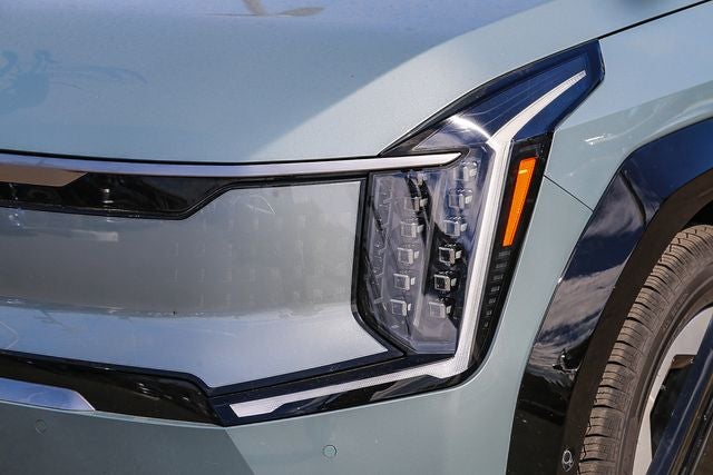 2024 Kia EV9 Land