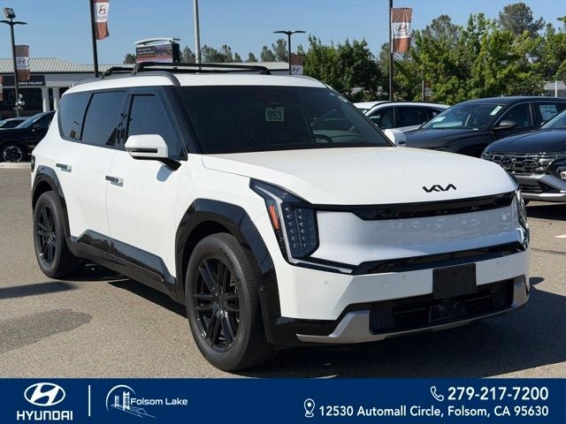 2024 Kia EV9 Land AWD's photo