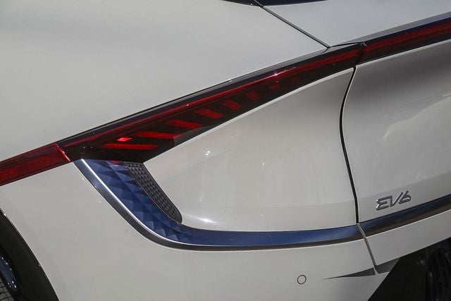 2024 Kia EV6 Wind