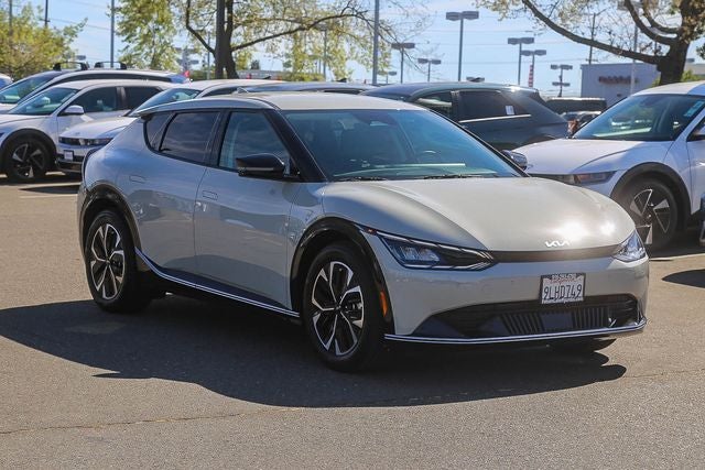 2024 Kia EV6 Wind