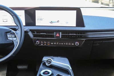 2024 Kia EV6 Light