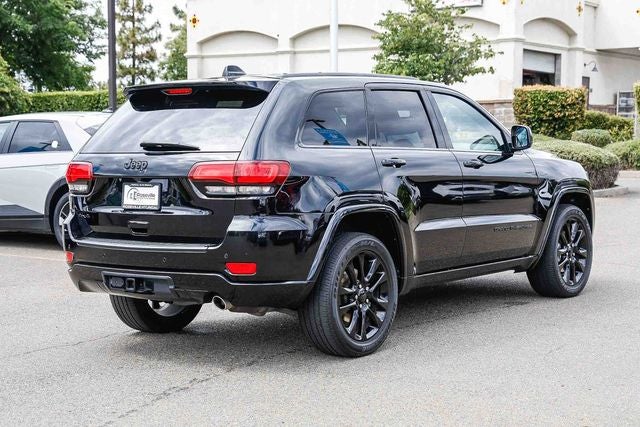 2020 Jeep Grand Cherokee Altitude