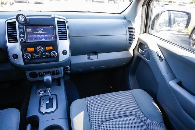 2020 Nissan Frontier SV