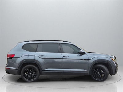 2022 Volkswagen Atlas 3.6L V6 SEL R-Line