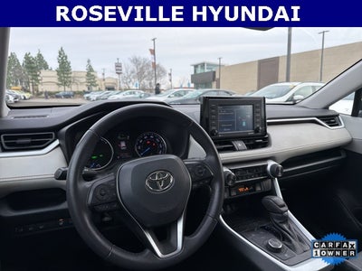 2020 Toyota RAV4 Hybrid XLE