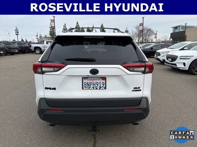 2020 Toyota RAV4 Hybrid XLE