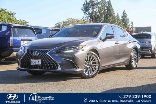 2023 Lexus ES 300h Luxury
