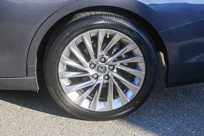 2023 Lexus ES 300h Luxury