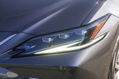 2023 Lexus ES 300h Luxury