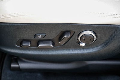 2023 Genesis Electrified GV70 Advanced