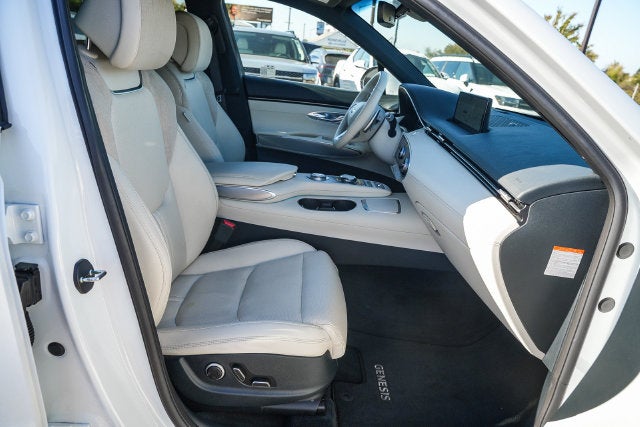 2025 Genesis Electrified GV70 Advanced