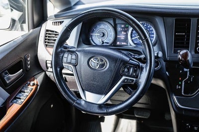 2019 Toyota Sienna Limited Premium 7 Passenger